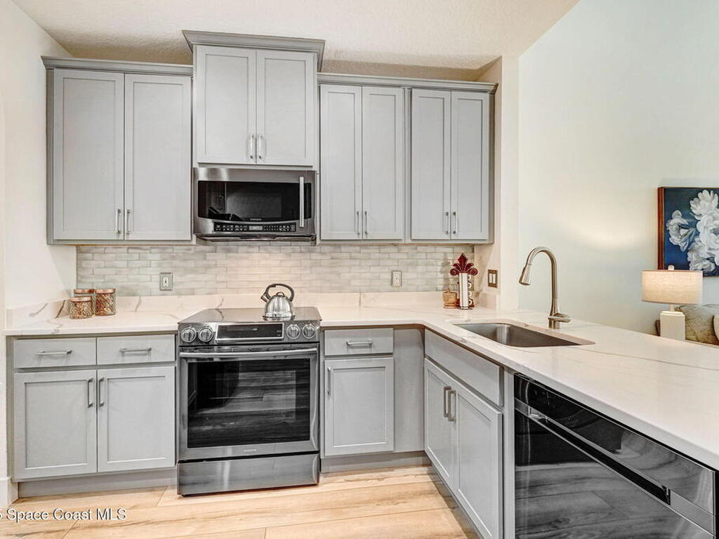 1340 Lara Circle, Rockledge, FL 32955