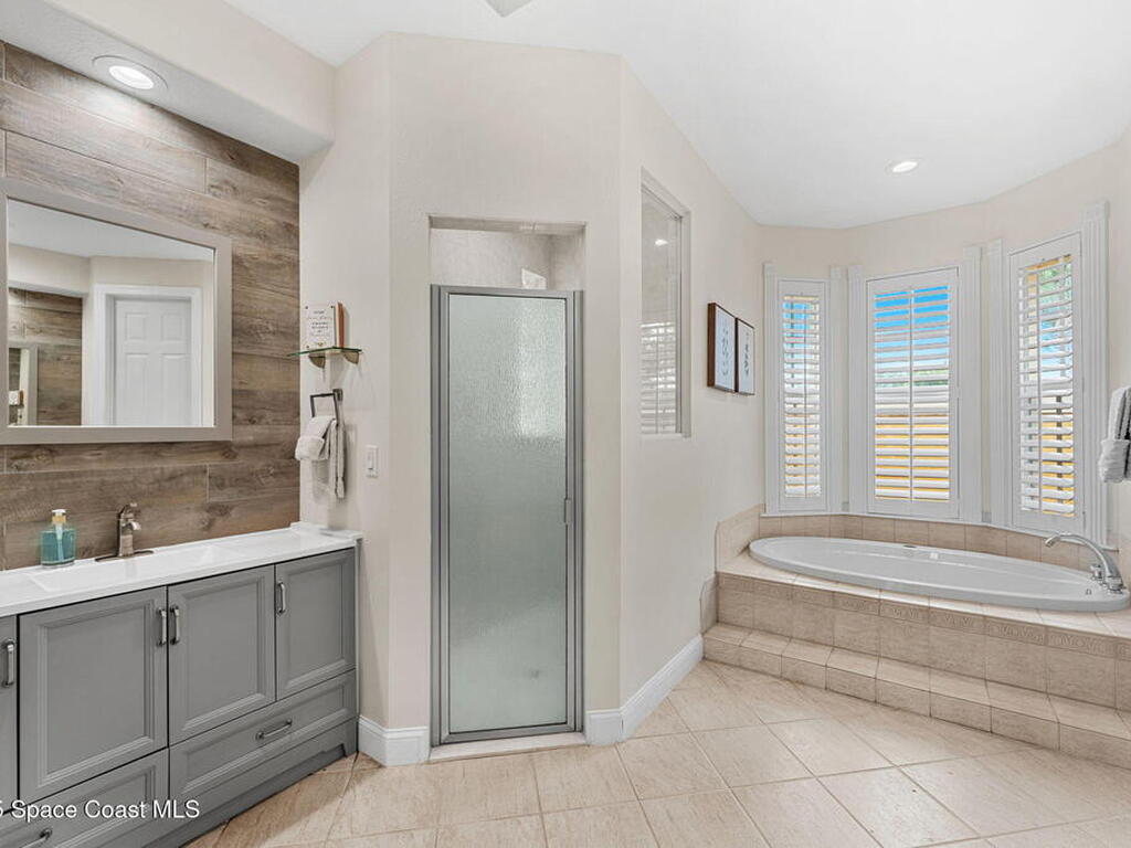 190 Stewart Drive, Merritt Island, FL 32952