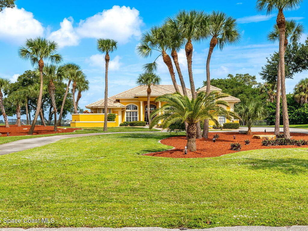 190 Stewart Drive, Merritt Island, FL 32952