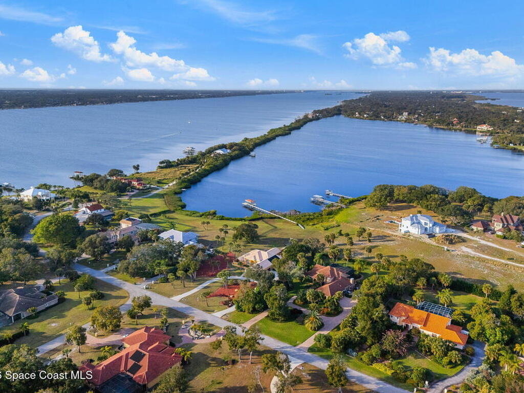 190 Stewart Drive, Merritt Island, FL 32952