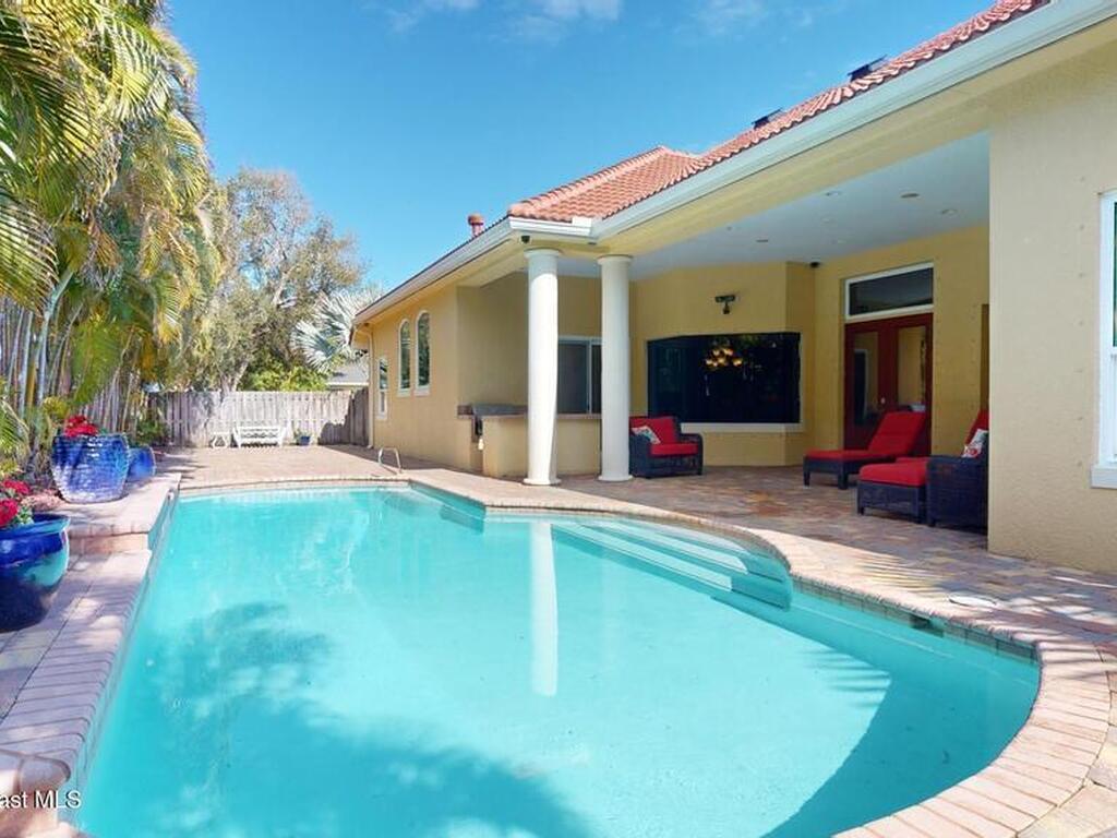 1760 Canterbury Drive, Indialantic, FL 32903