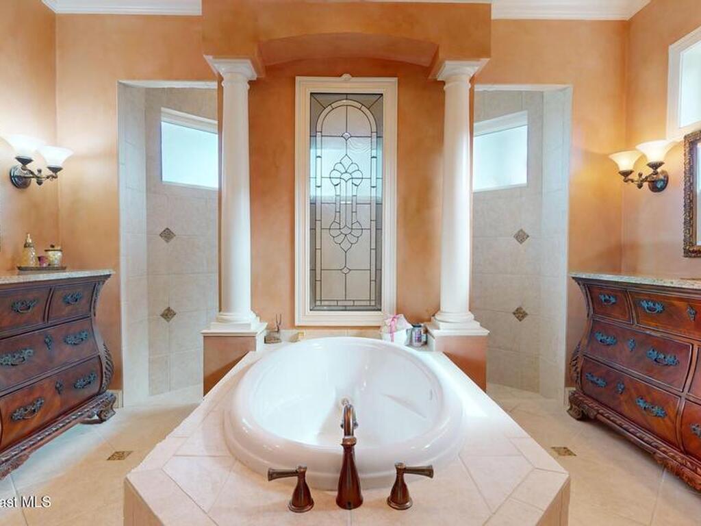 1760 Canterbury Drive, Indialantic, FL 32903