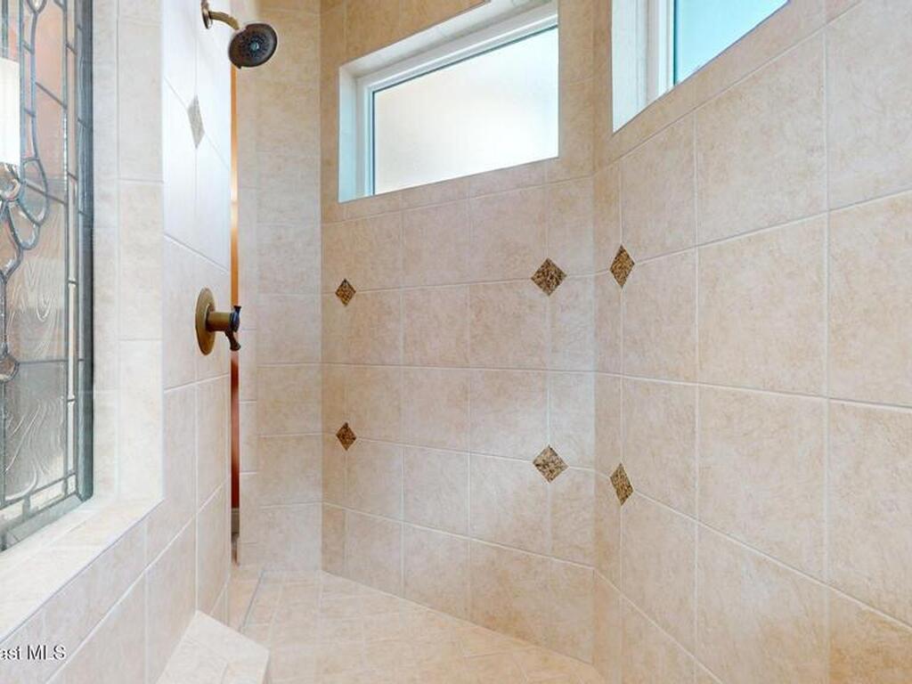 1760 Canterbury Drive, Indialantic, FL 32903