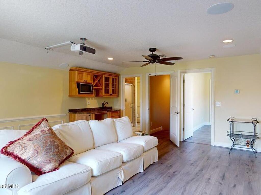 1760 Canterbury Drive, Indialantic, FL 32903