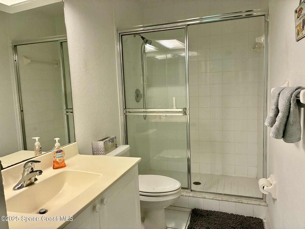 1820 Waterford Drive, Vero Beach, FL 32966