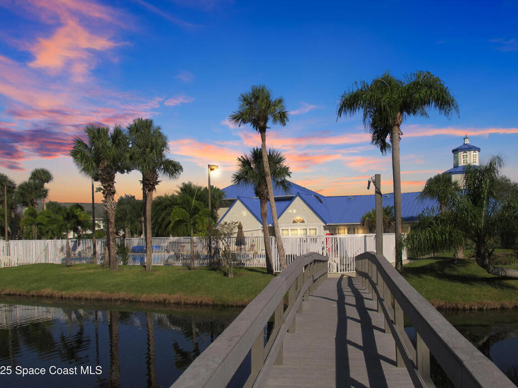 1820 Waterford Drive, Vero Beach, FL 32966