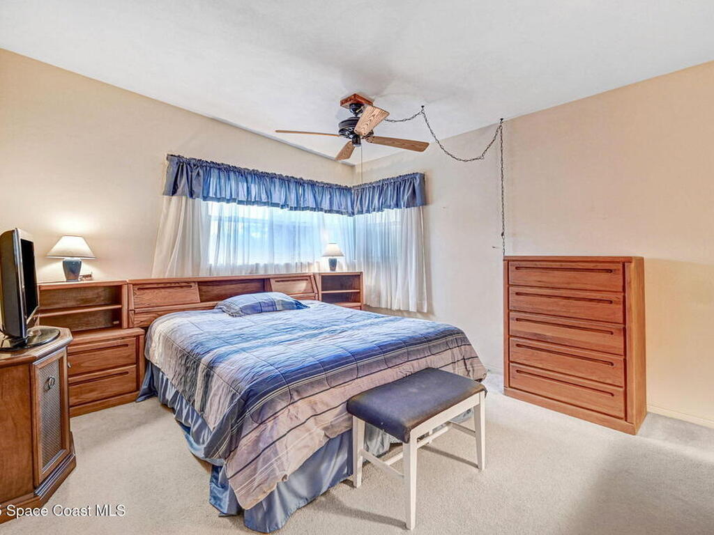 2885 S Tropical Trail, Merritt Island, FL 32952