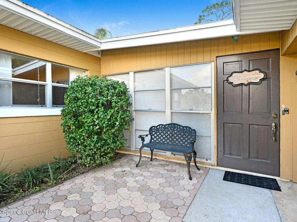 2885 S Tropical Trail, Merritt Island, FL 32952