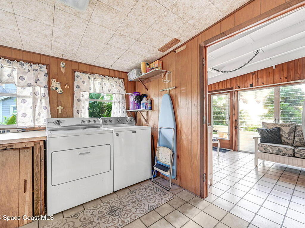 2885 S Tropical Trail, Merritt Island, FL 32952