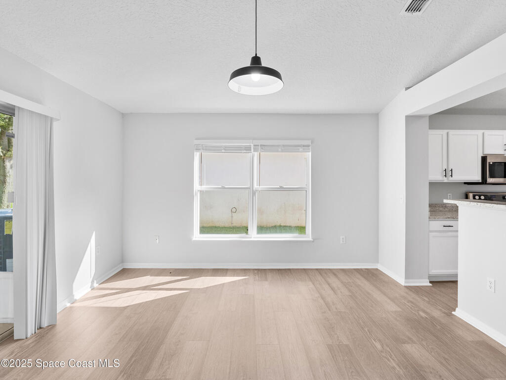 1264 25th Terrace, Vero Beach, FL 32968