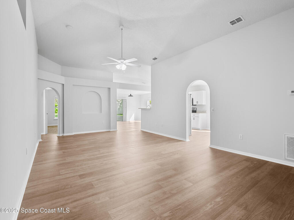 1264 25th Terrace, Vero Beach, FL 32968