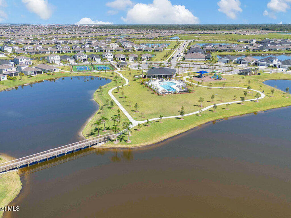 2979 Pangea Circle, Melbourne, FL 32940