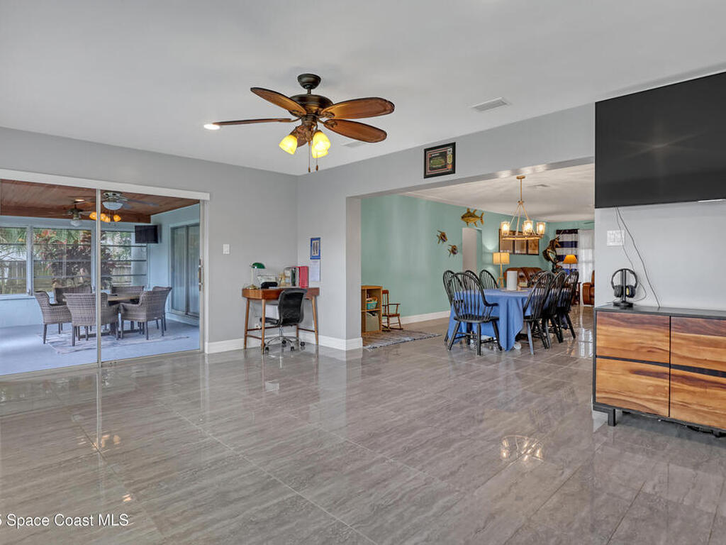 2307 Country Club Road, Melbourne, FL 32901