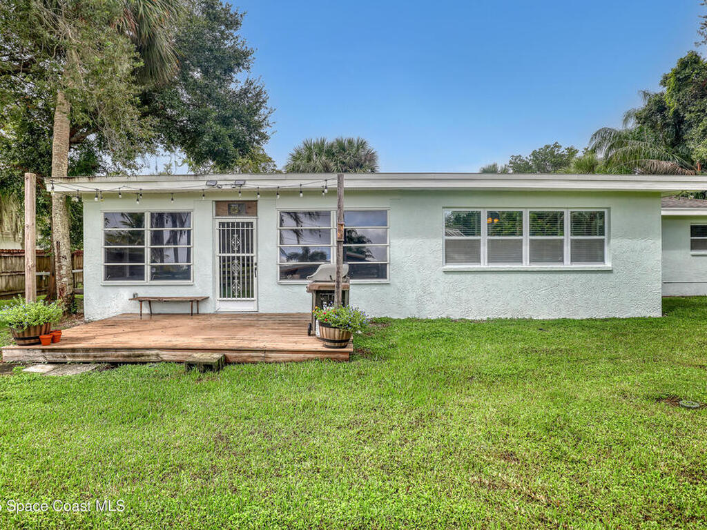 2307 Country Club Road, Melbourne, FL 32901