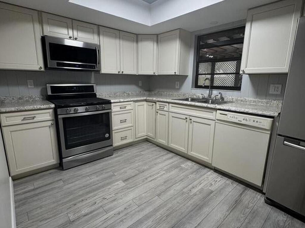 802 Poinciana Street, Rockledge, FL 32955