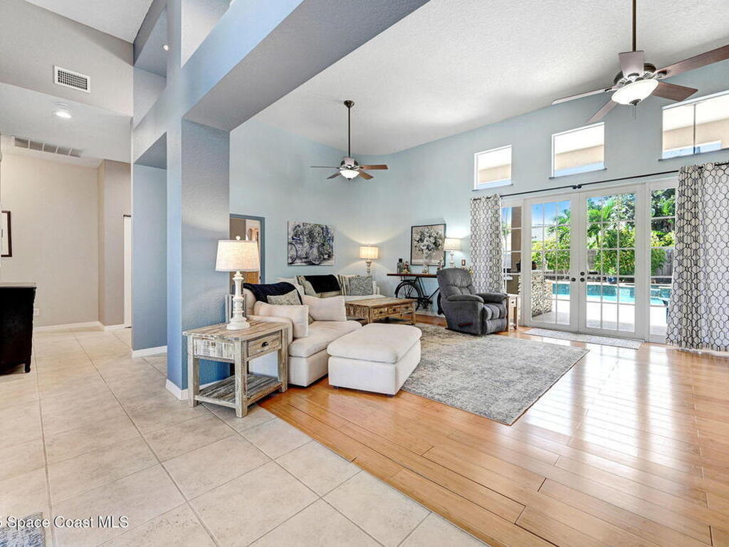 2735 S Courtenay Parkway, Merritt Island, FL 32952