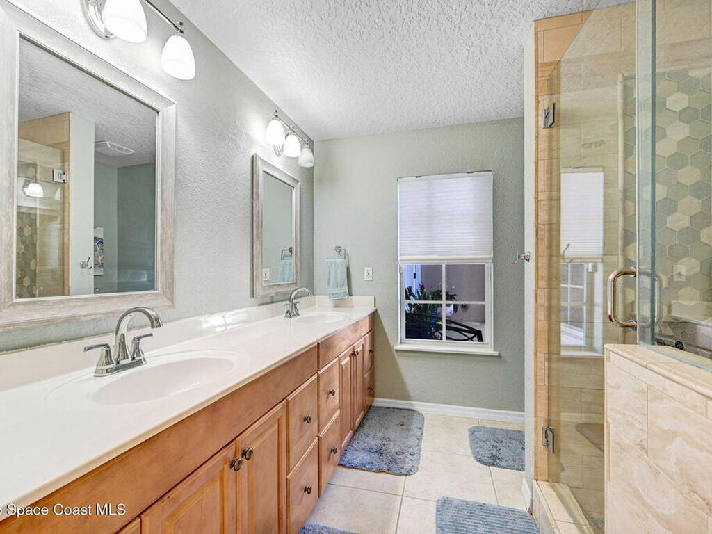 2735 S Courtenay Parkway, Merritt Island, FL 32952