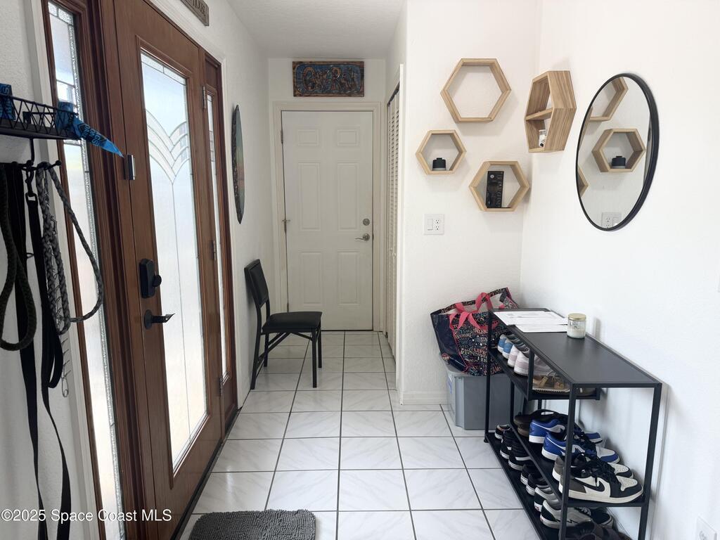 255 Woodland Avenue, Cocoa Beach, FL 32931