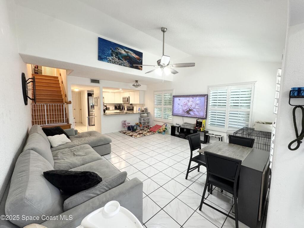 255 Woodland Avenue, Cocoa Beach, FL 32931