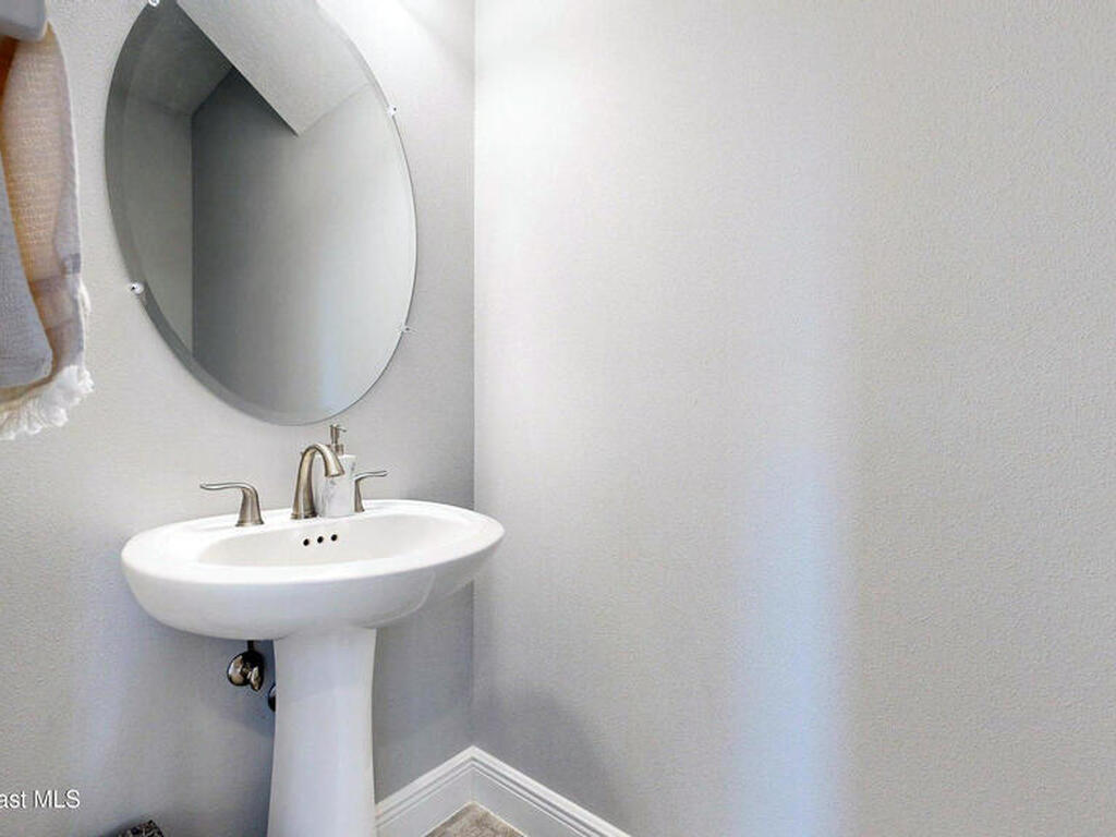 7553 Poulicny Lane, Melbourne, FL 32940