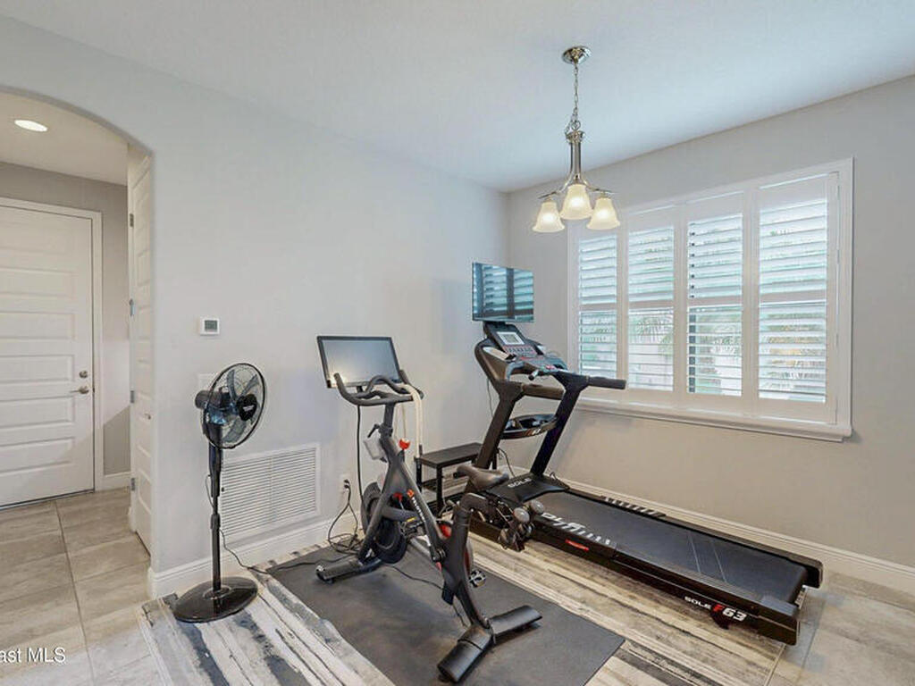 7553 Poulicny Lane, Melbourne, FL 32940