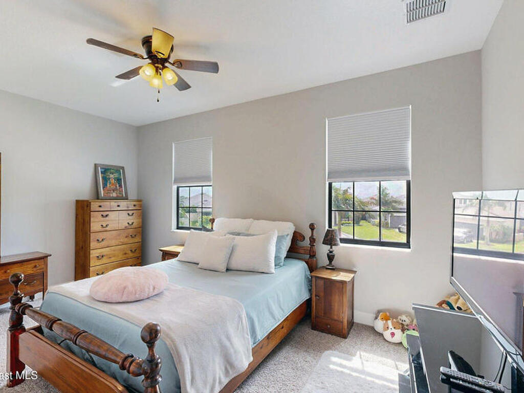 7553 Poulicny Lane, Melbourne, FL 32940