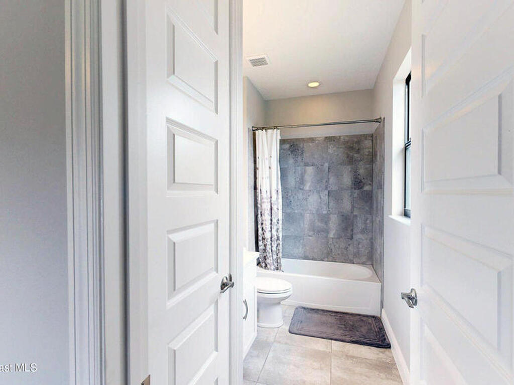 7553 Poulicny Lane, Melbourne, FL 32940