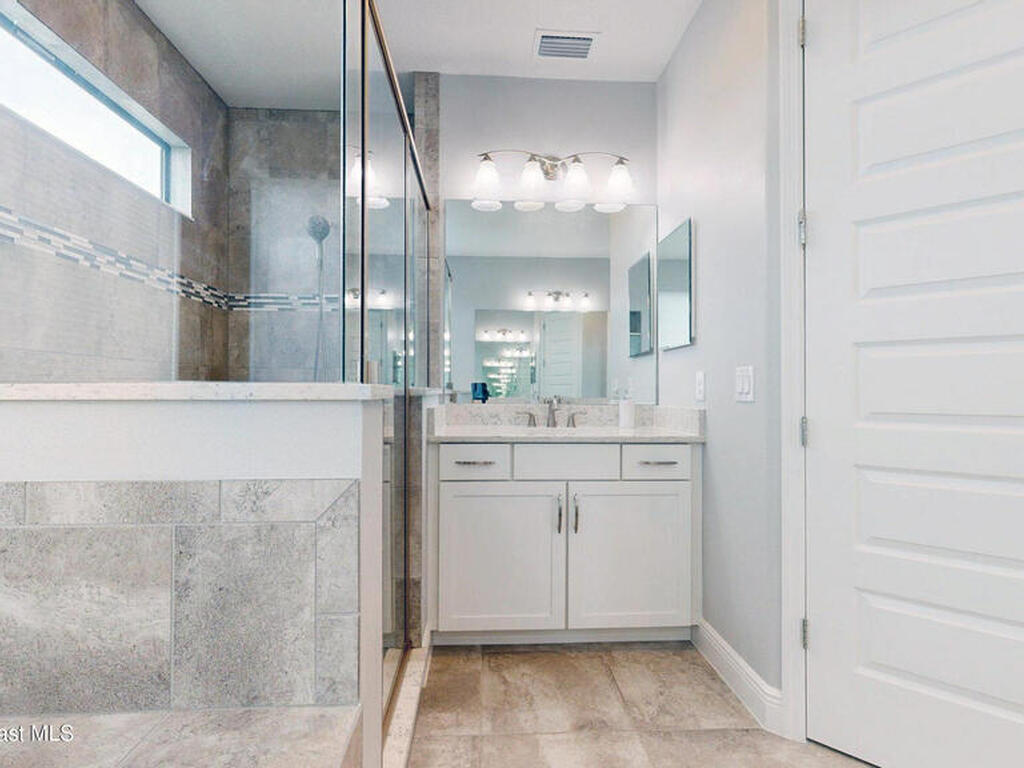 7553 Poulicny Lane, Melbourne, FL 32940