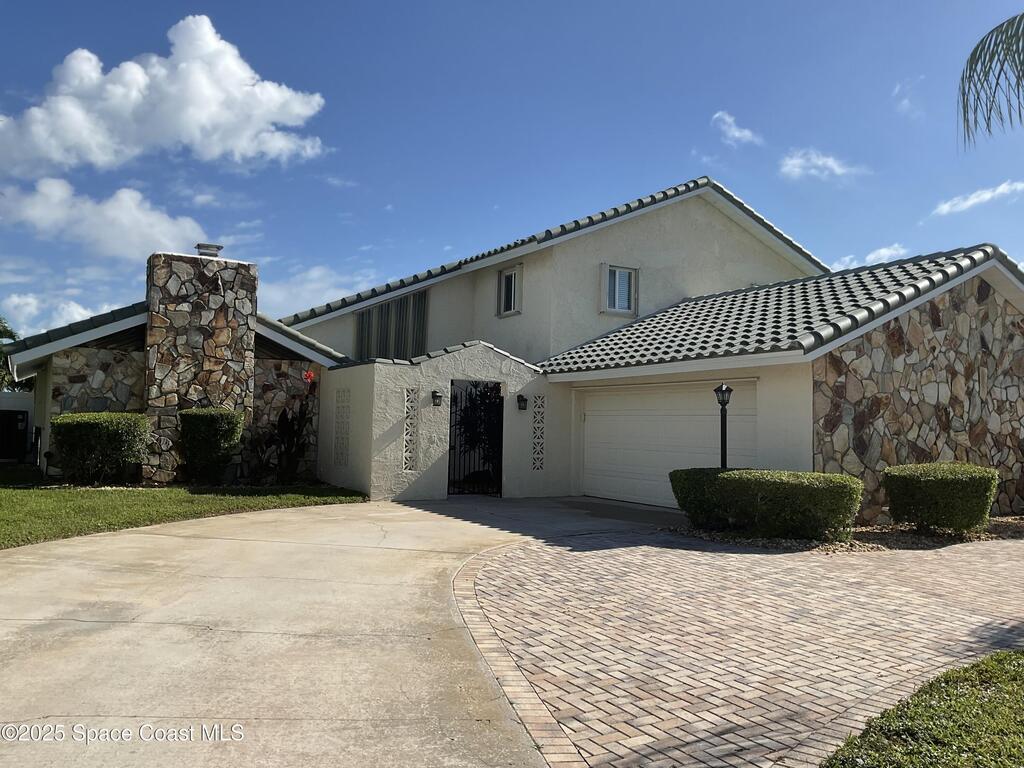 215 Andros Avenue, Cocoa Beach, FL 32931