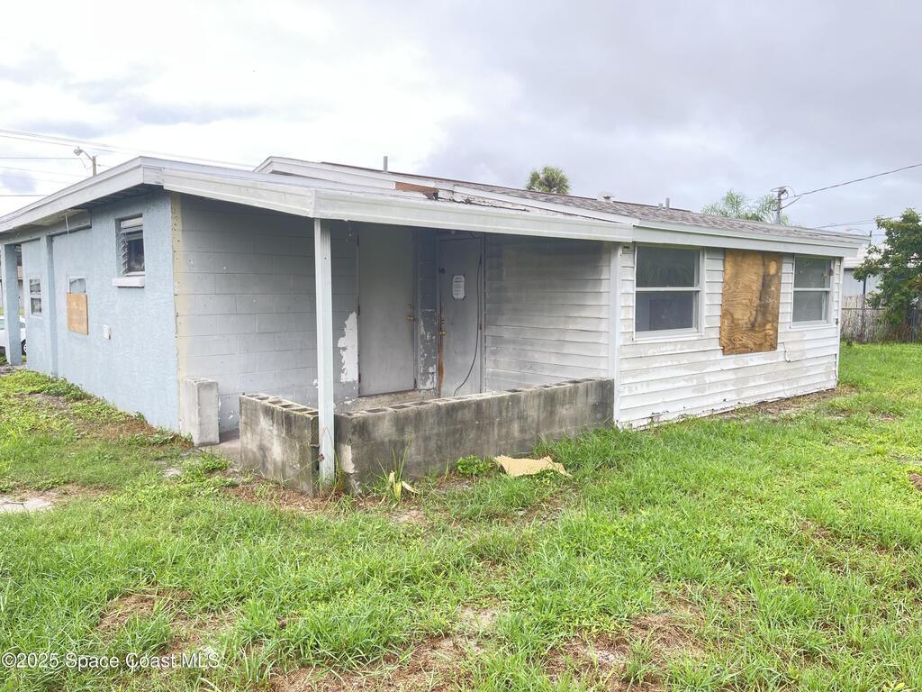 1883 Sarno Access Road, Melbourne, FL 32935