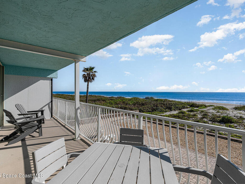 2515 S Atlantic Avenue, Cocoa Beach, FL 32931