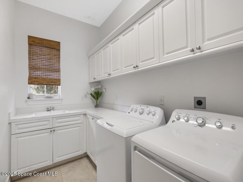 6585 Martinique Way, Vero Beach, FL 32967