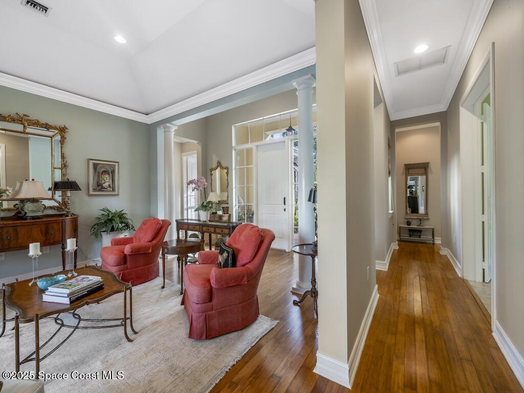 6585 Martinique Way, Vero Beach, FL 32967