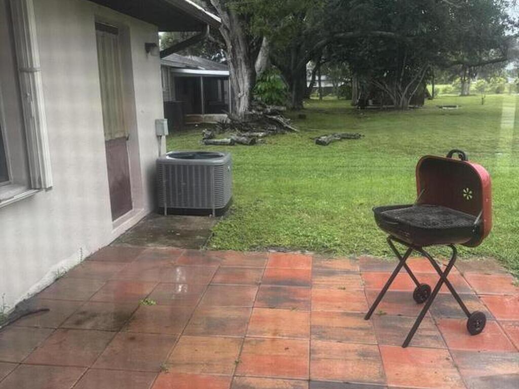 103 Americana Blvd Boulevard, Palm Bay, FL 32907