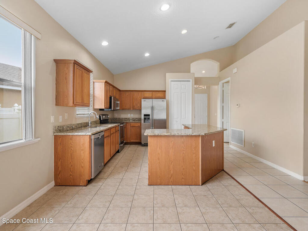 14330 Fieldstone Lake Way, Orlando, FL 32824