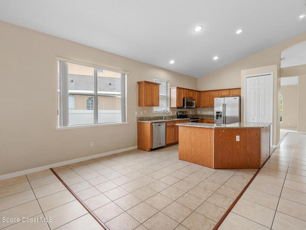 14330 Fieldstone Lake Way, Orlando, FL 32824