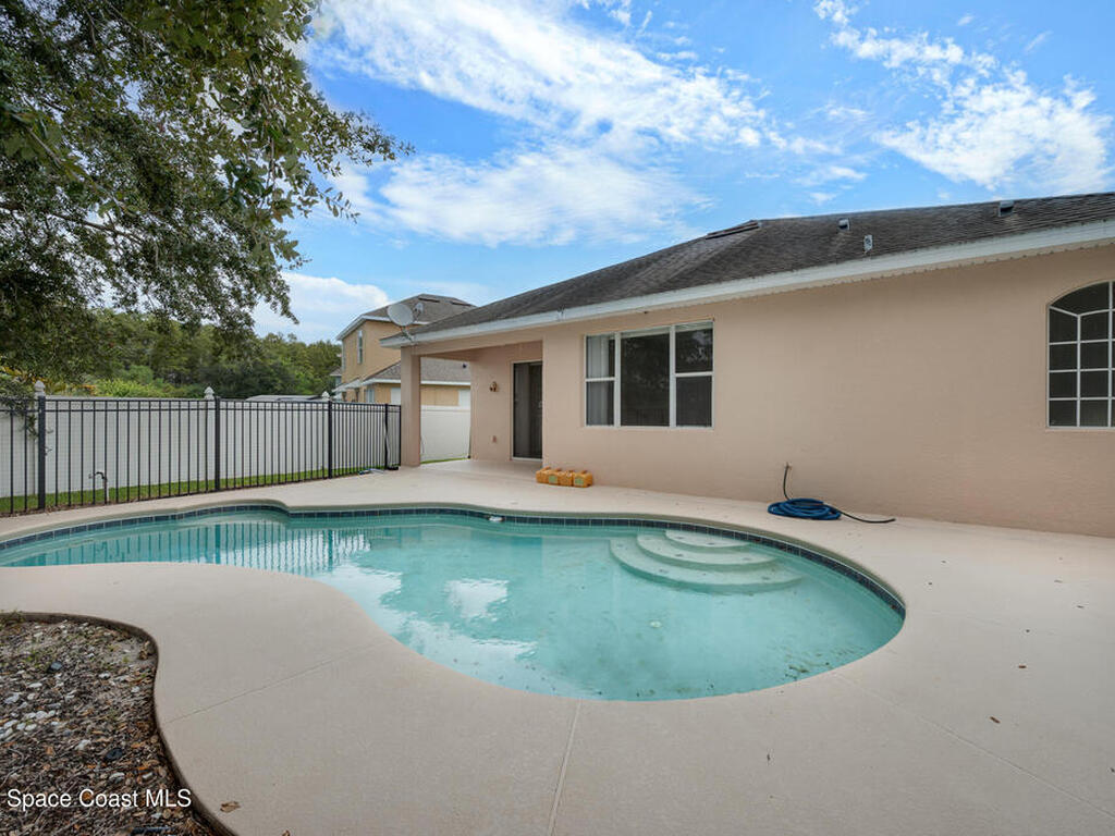 14330 Fieldstone Lake Way, Orlando, FL 32824