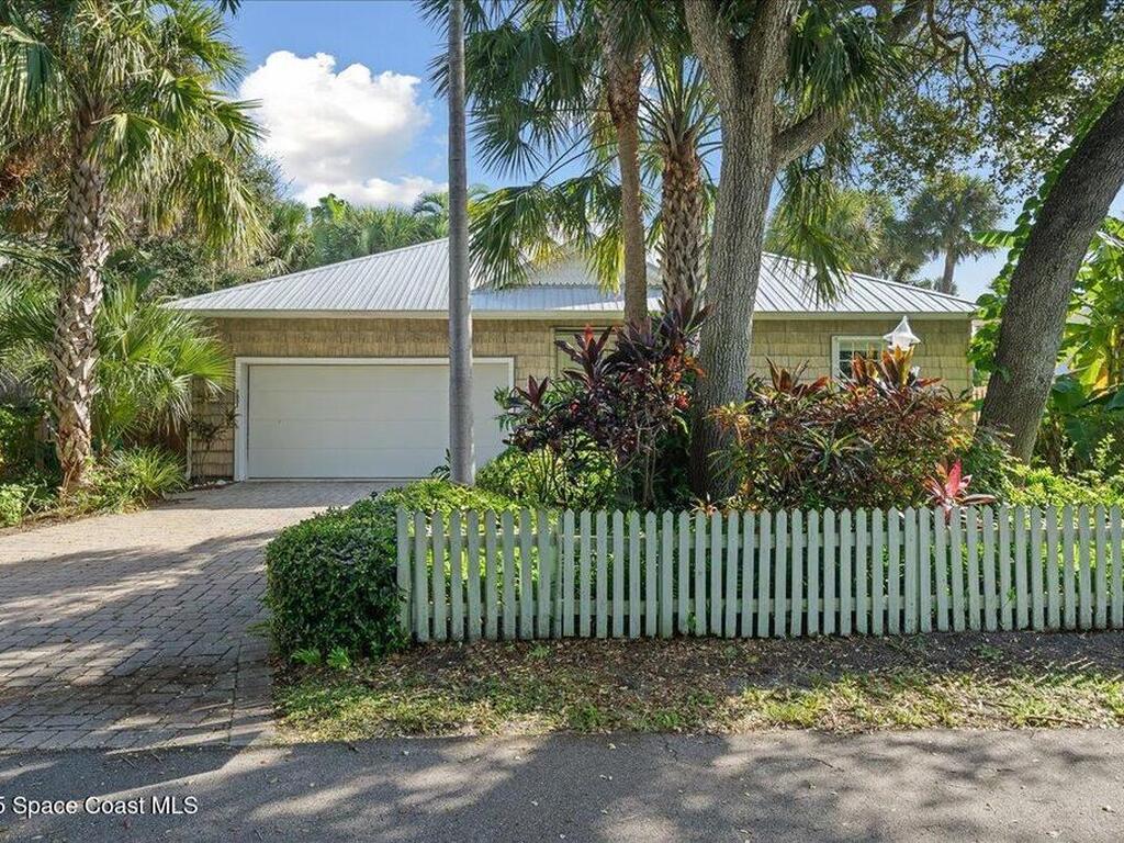 7831 Winona Road, Melbourne Beach, FL 32951