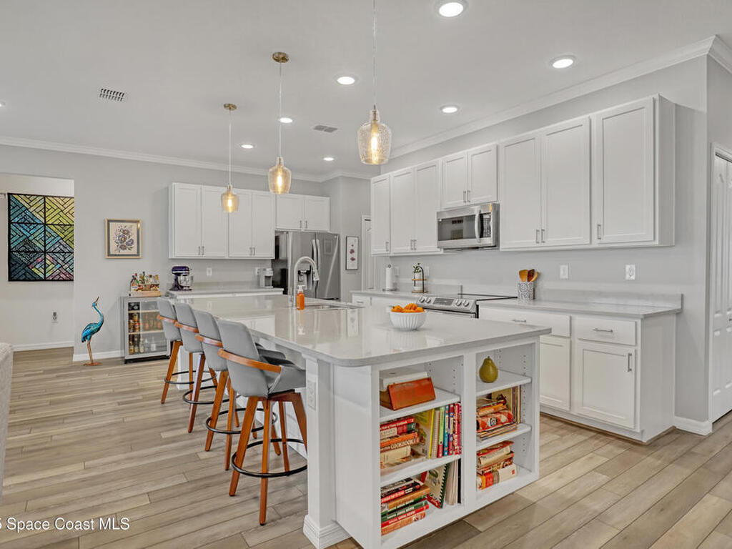 4428 Lago Vista Drive, Micco, FL 32976