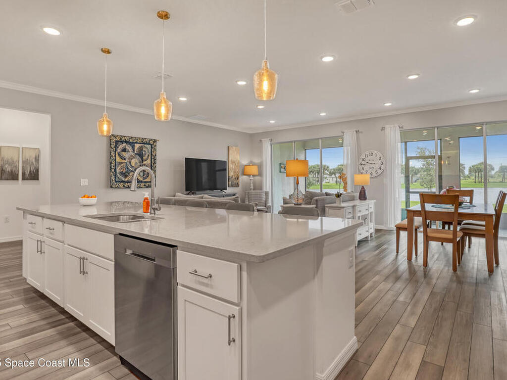 4428 Lago Vista Drive, Micco, FL 32976