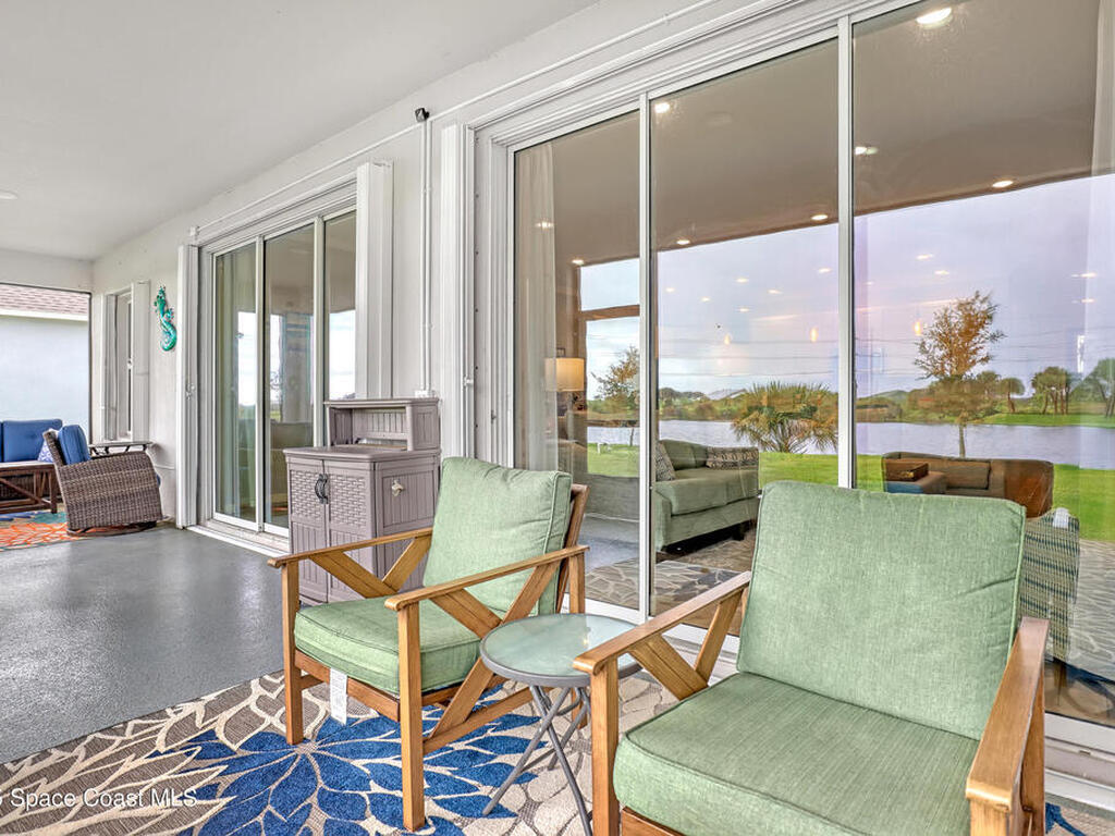 4428 Lago Vista Drive, Micco, FL 32976