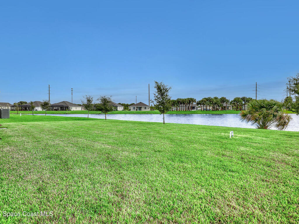 4428 Lago Vista Drive, Micco, FL 32976