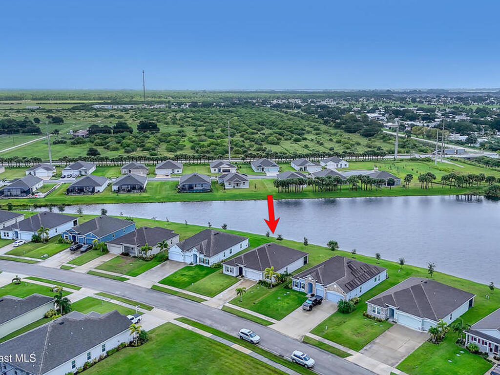 4428 Lago Vista Drive, Micco, FL 32976