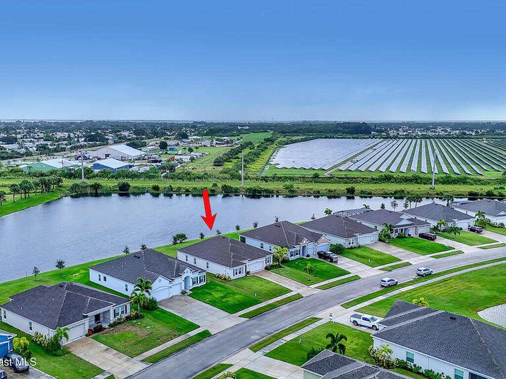 4428 Lago Vista Drive, Micco, FL 32976