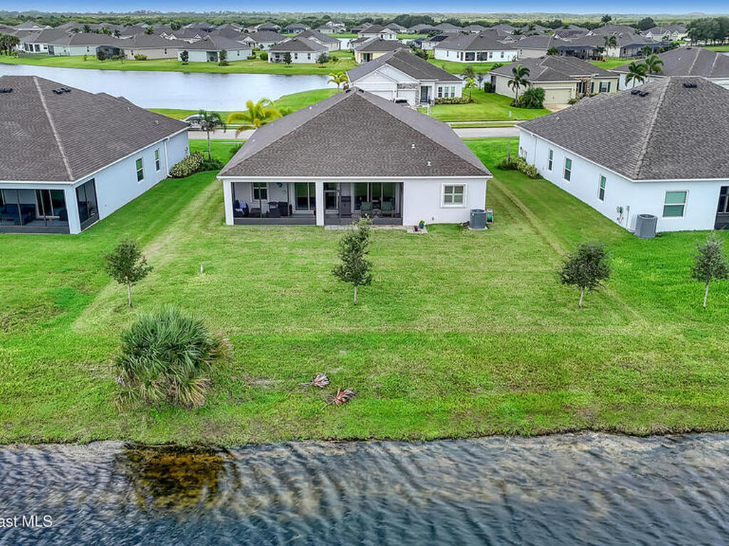 4428 Lago Vista Drive, Micco, FL 32976