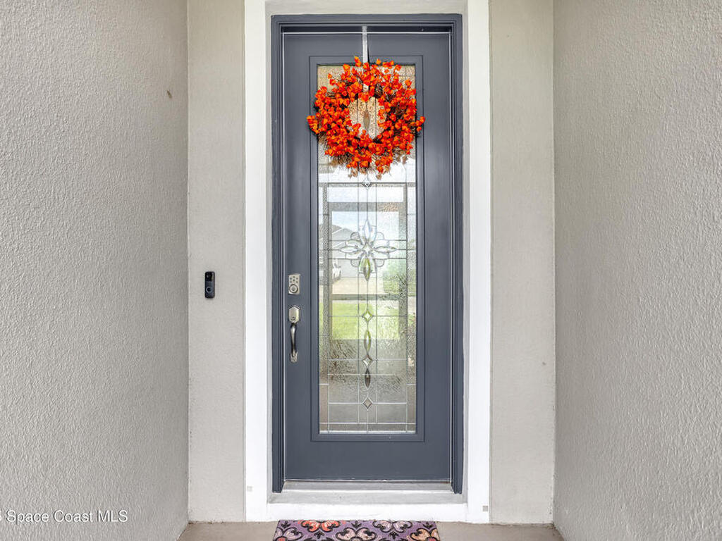 4428 Lago Vista Drive, Micco, FL 32976