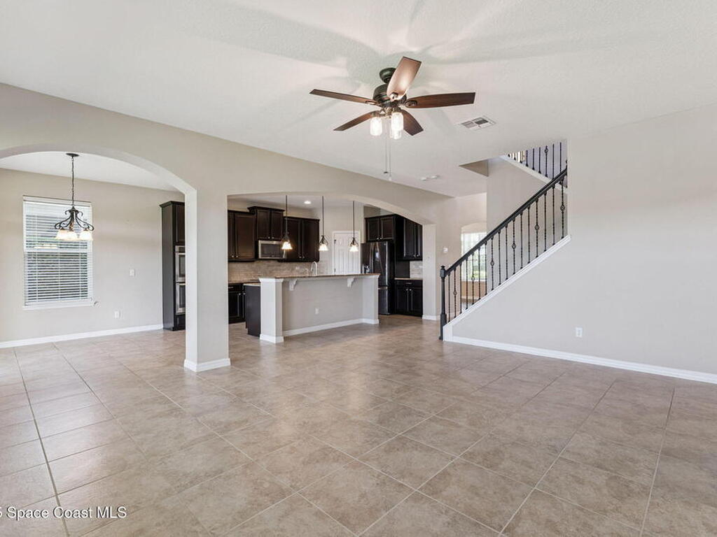 1620 Lake Parkway Drive, St. Cloud, FL 34771