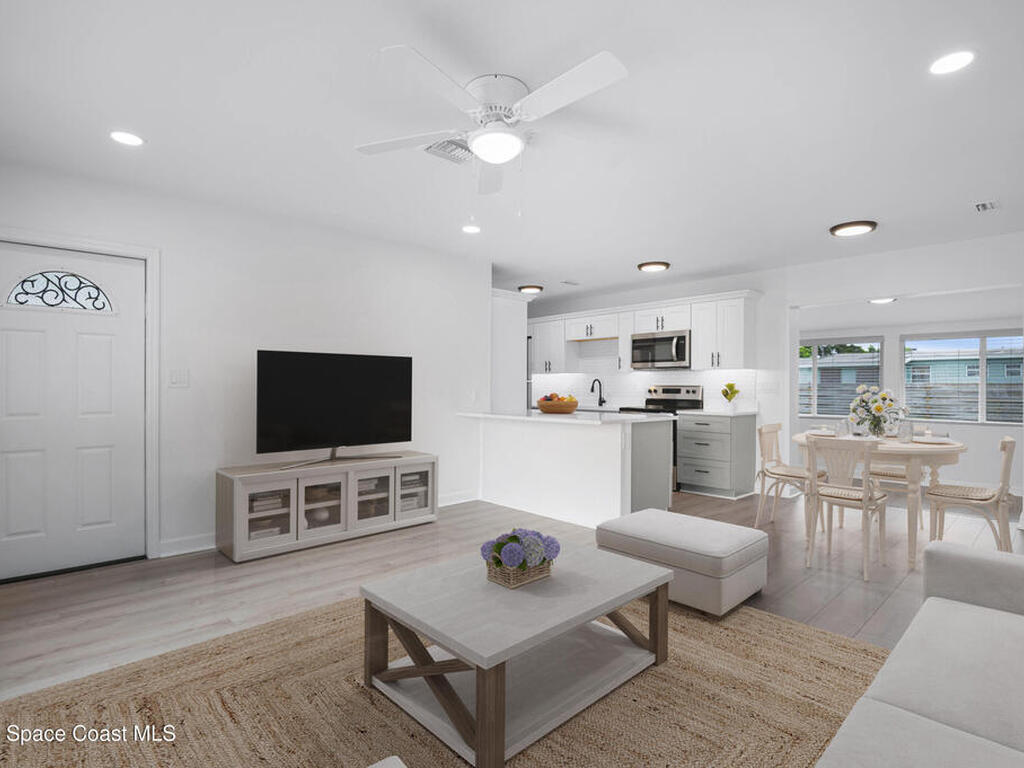 915 Bianca Drive, Palm Bay, FL 32905