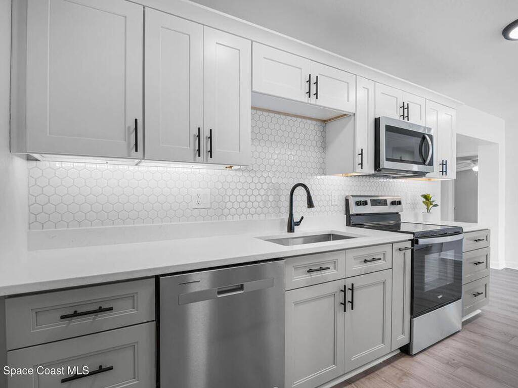 915 Bianca Drive, Palm Bay, FL 32905