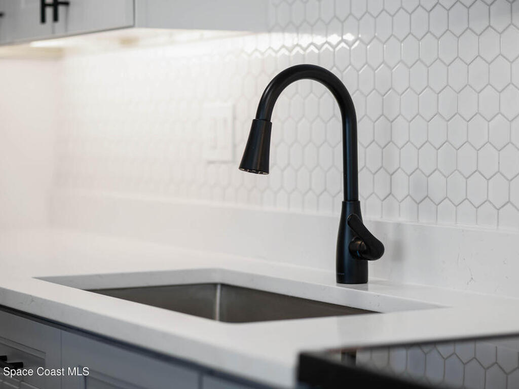 915 Bianca Drive, Palm Bay, FL 32905